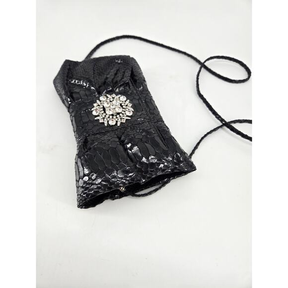 Glam Hollywood Ruffle Evening Rhinestone Brooch IMAN Global Clutch Purse - Picture 9 of 16